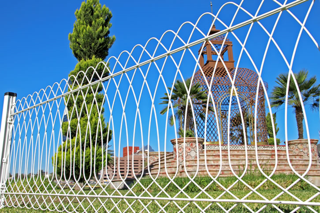 Image 6. Ornamental metal fence with curved and angular design (Internet - Aug2019). PROJECTS RF USA
